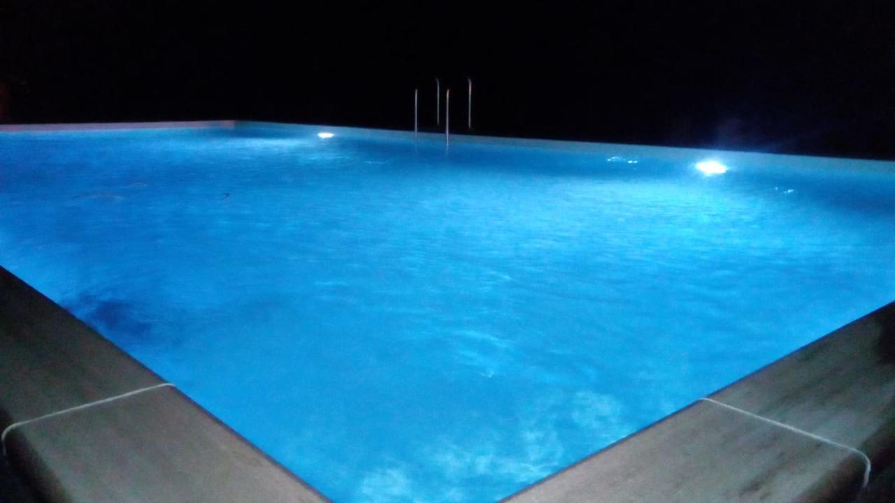 Agriturismo Podere Casalone Limite Luaran gambar